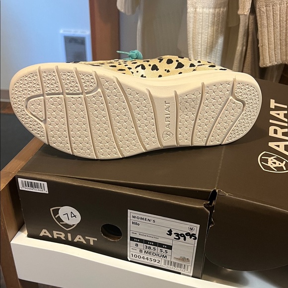 Ariat Hilo Beige and Black Casual Shoes - Picture 3 of 3